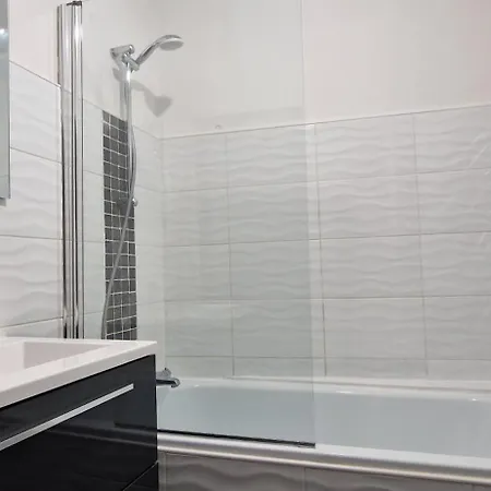 Le Grand Jungle - Hyper Centre - Wifi- Lave Linge